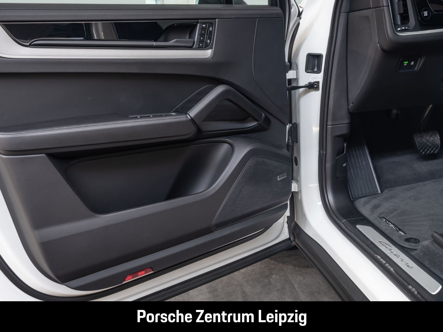 Porsche Cayenne E-Hybrid Coupe Luft Bose InnoDrive 21Zol