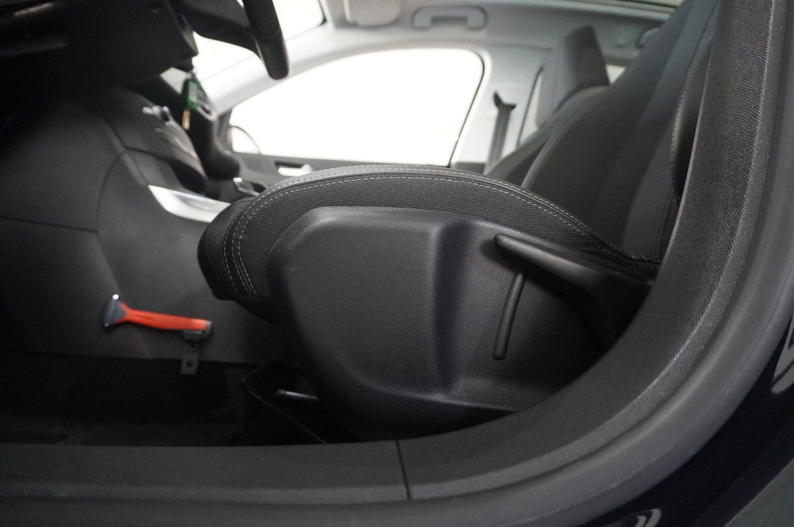 Peugeot 308 SW 1.5D ALLURE - Samsaru's Car Outlet
