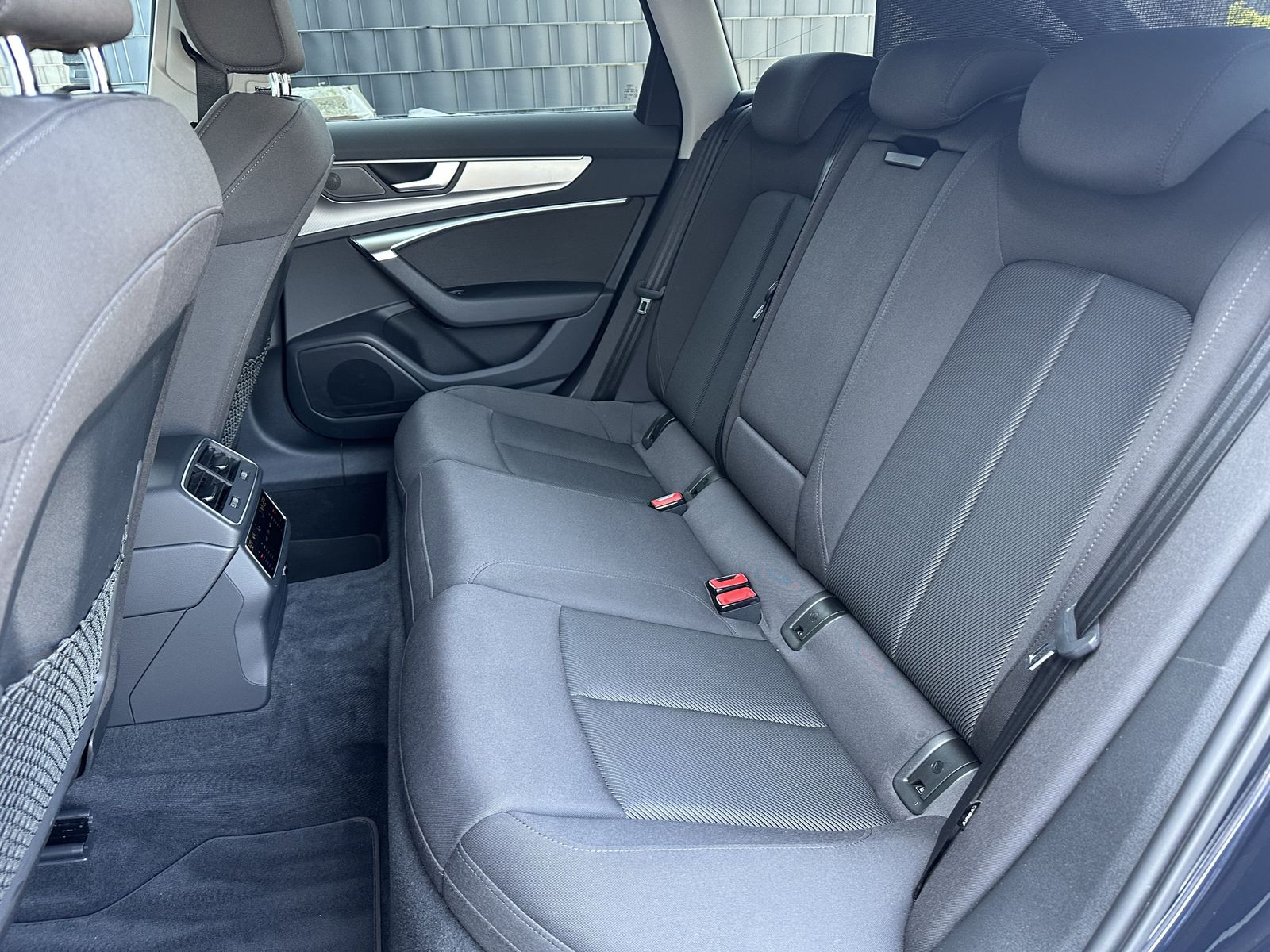 Audi A6 Avant 40 TDI Sport - Samsaru's Car Outlet