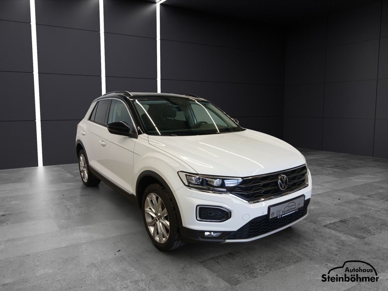 Volkswagen T-ROC United 1.5TSI DSG - Samsaru's Car Outlet