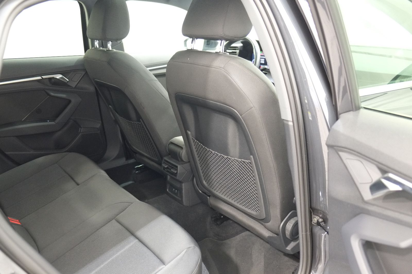 Audi A3 Lim. 35 TDI s tronic advan Pano Navi HeadUp