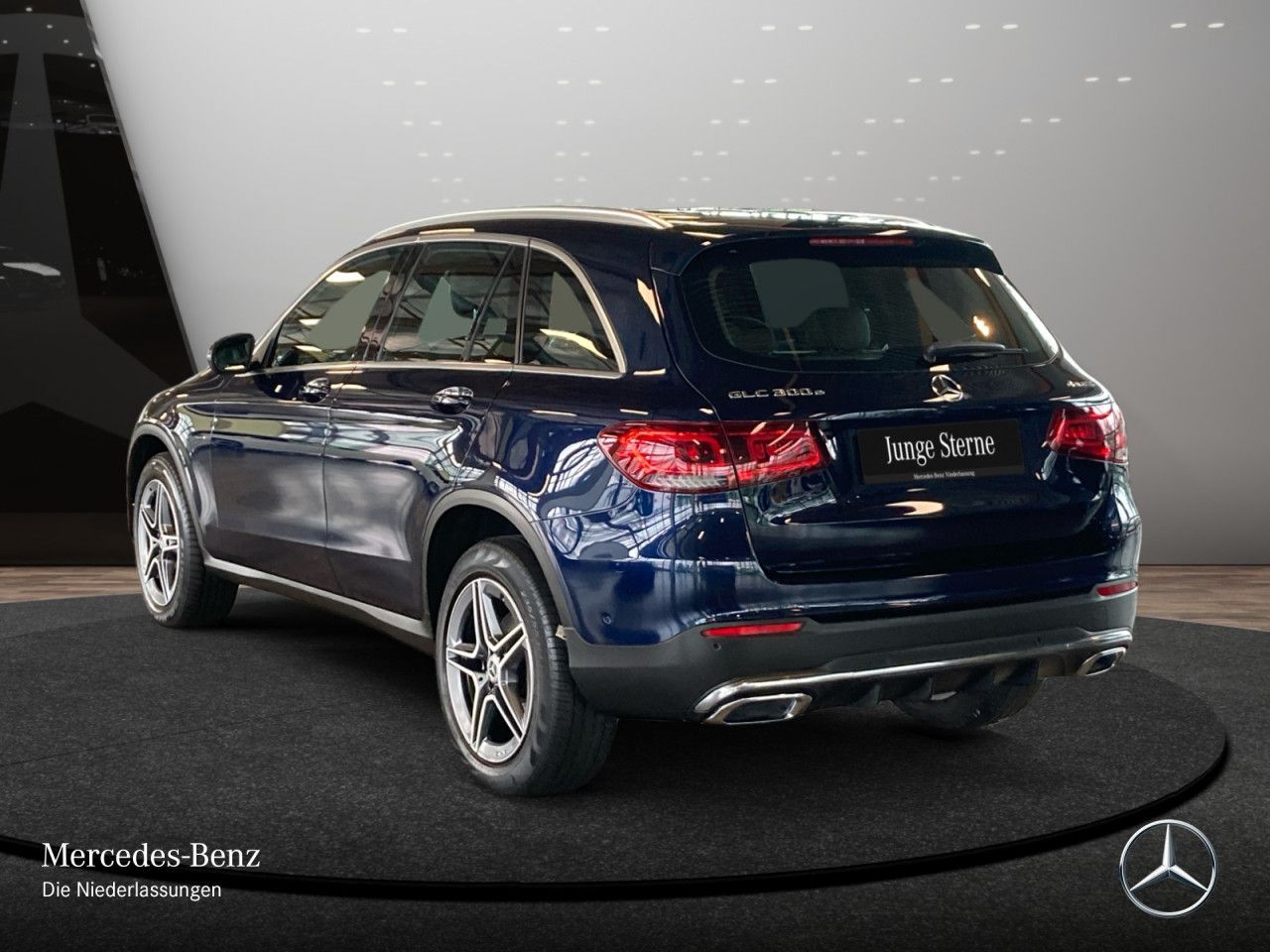 Mercedes-Benz GLC 300 e 4M AMG - Samsaru's Car Outlet