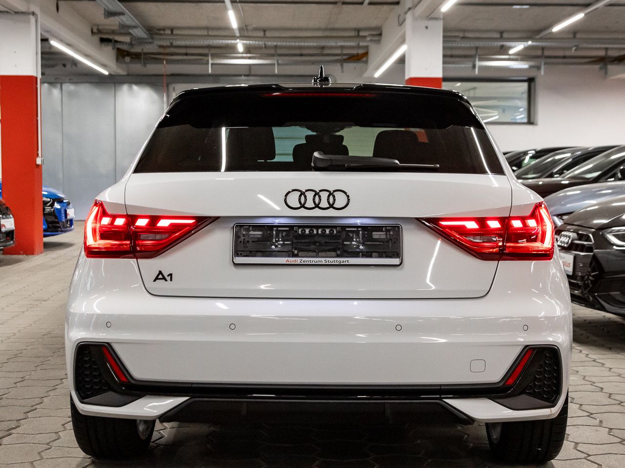 Audi A1 Sportback 35 TFSI S line - Samsaru's Car Outlet