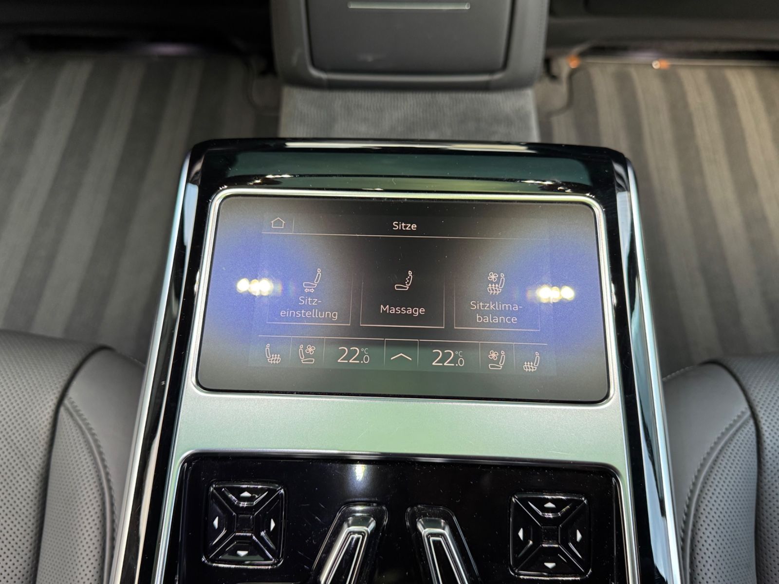Audi A8 L 50 TDI Lang quattro S-Line Black - Samsaru's Car Outlet