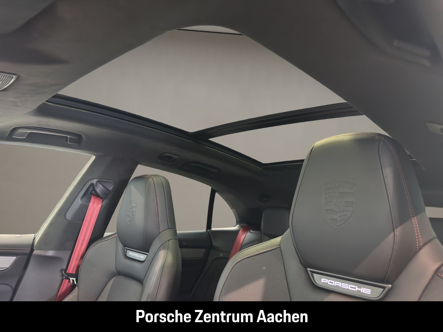 Porsche Macan Turbo BOSE InnoDrive Panorama LED-Matrix