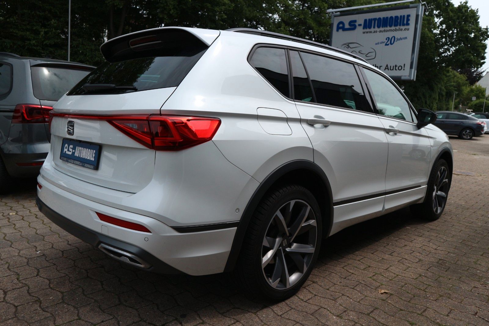 Seat Tarraco FR 4Drive *1.HD/7-SITZER/ACC/PANO/AHK*