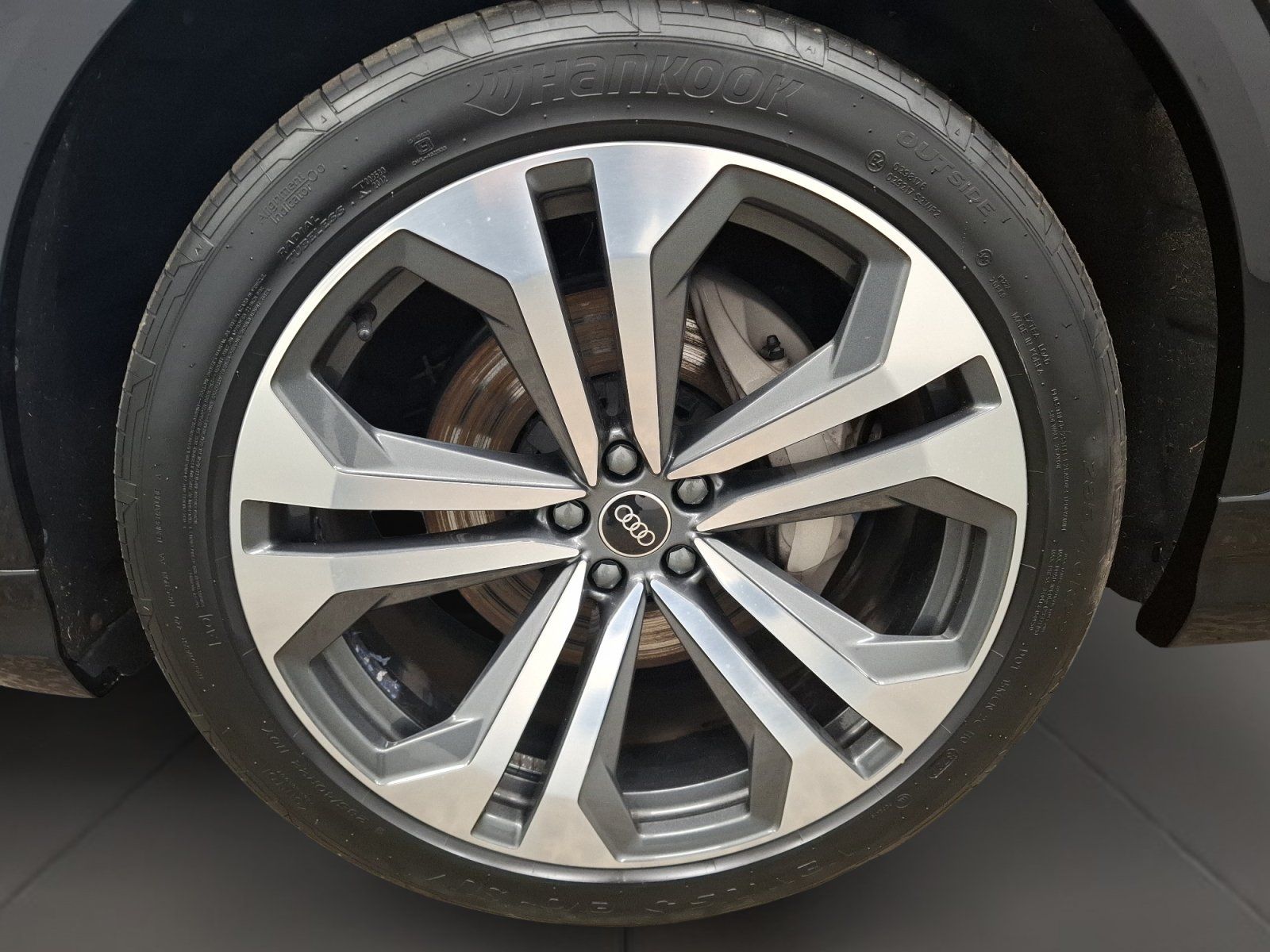 Audi Q8 50 TDI quattro S-Line 360 Pano B&O STH ACC AH