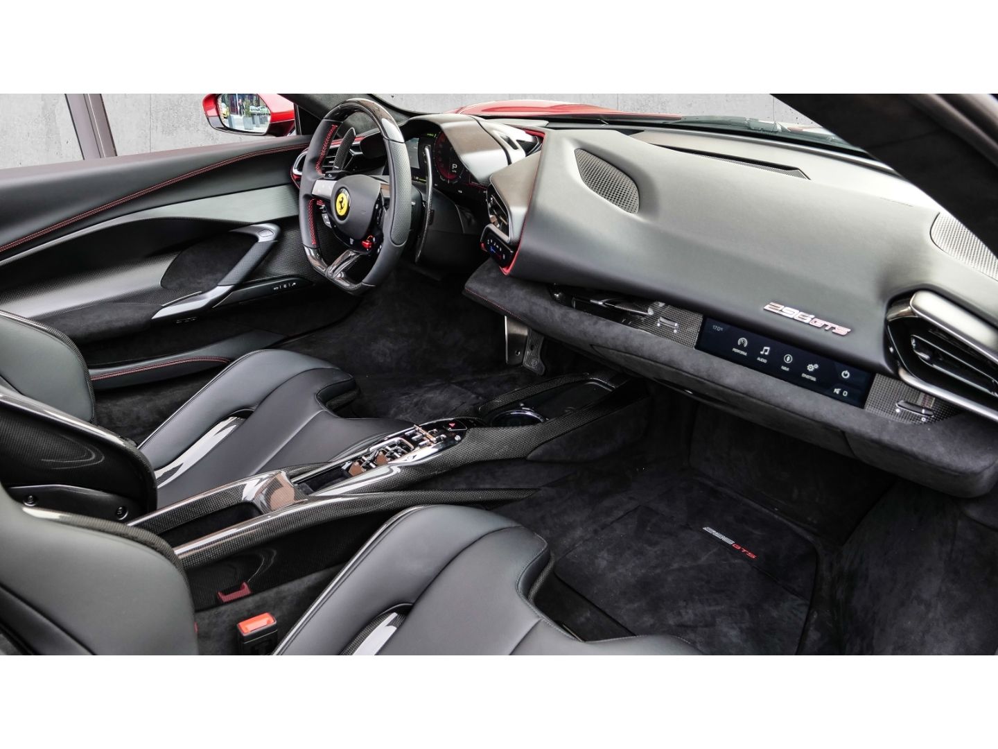 Ferrari 296 GTS - Samsaru's Car Outlet