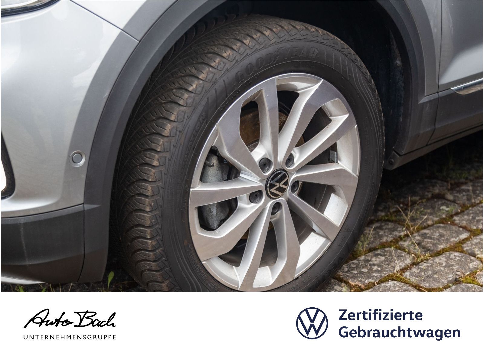 Volkswagen T-Roc 1.5 TSI Style DSG - Samsaru's Car Outlet