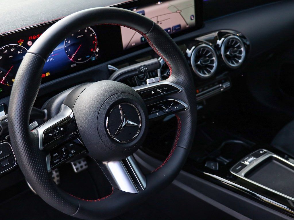 Mercedes-Benz CLA 250 4M AMG - Samsaru's Car Outlet