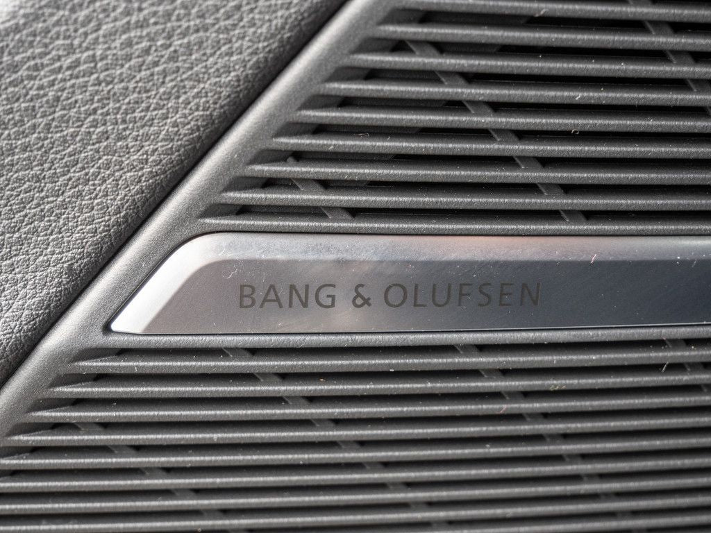 Audi RS Q8 TFSI quattro MATRIX HUD PANO STAND