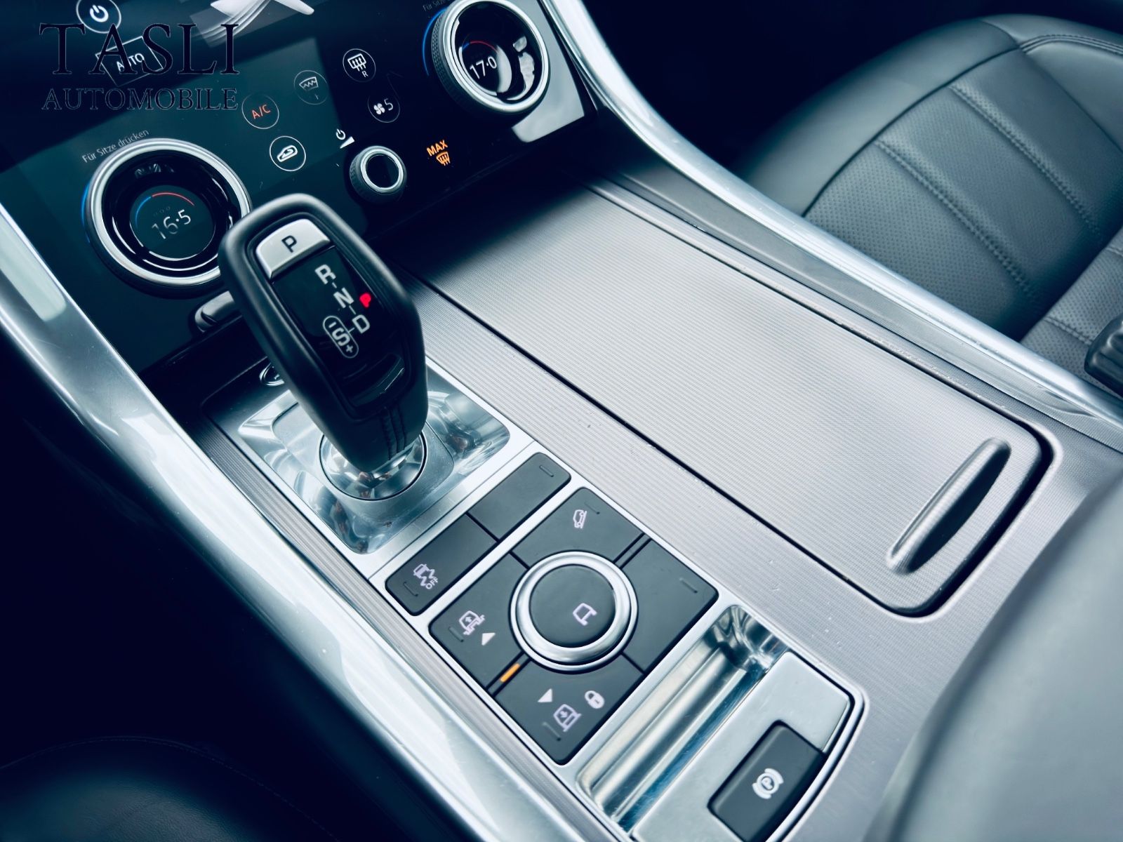 Range Rover Sport HSE Dynamic P400e BLACK - Samsaru's Car Outlet