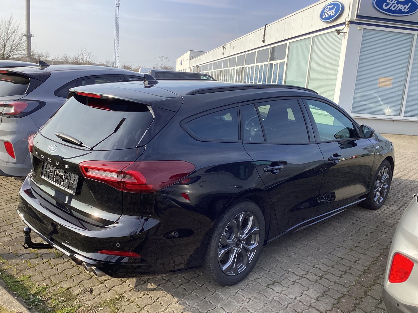 Ford Focus Turnier ST-Line X, AHK, GJR, RFK, LED