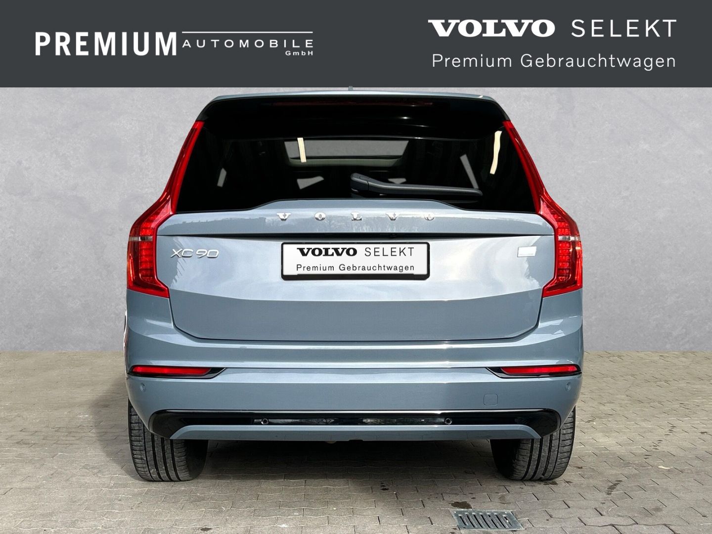 Volvo XC90 Plus Dark Recharge Plug-In Hybrid AWD 7-Sit