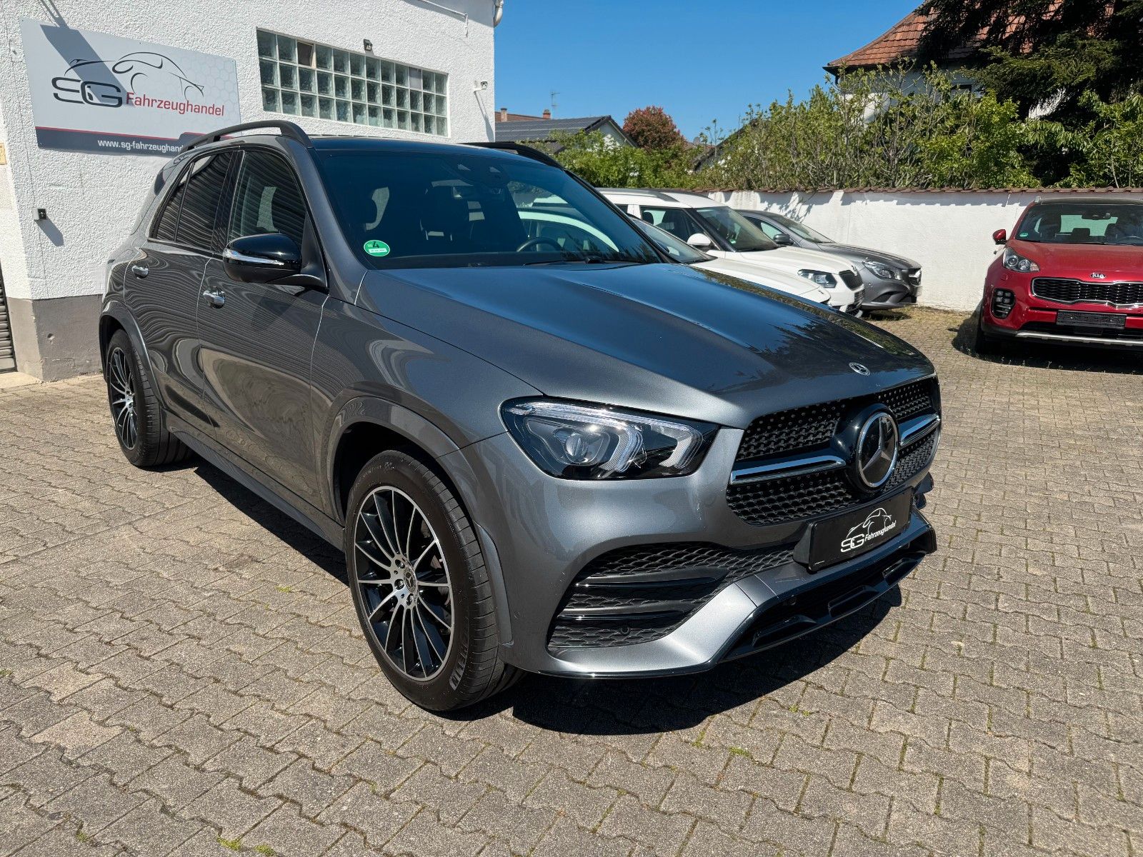 Mercedes-Benz GLE 400 *AMG*HEAD-UP*360*LED*PANO*BURMESTER*