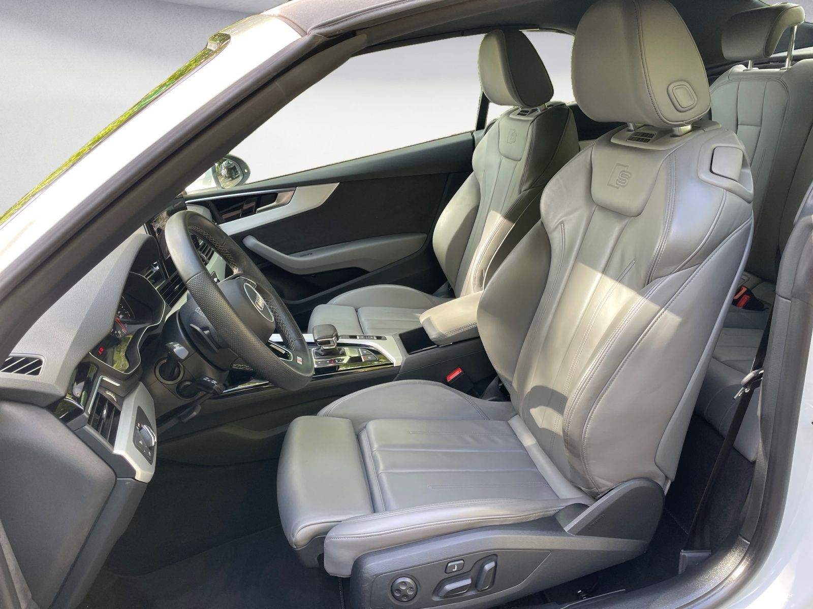 Audi A5 Cabriolet 40 TFSI Quattro S-Line Matrix/Kamer