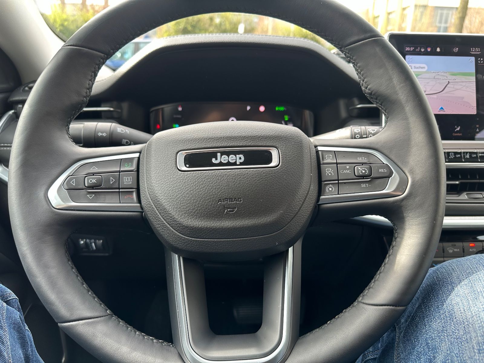 Jeep CompassS Plug-In Hybrid 4WD 8-fach Bereifung AHK