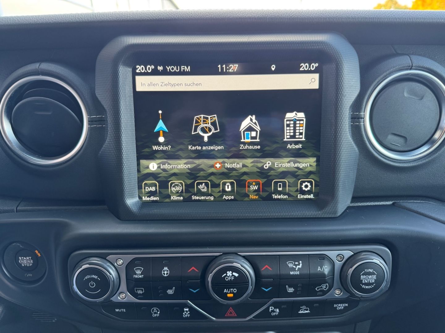 Jeep Gladiator Farout UMBAU 4WD 3.0 CRD DACH Leder So