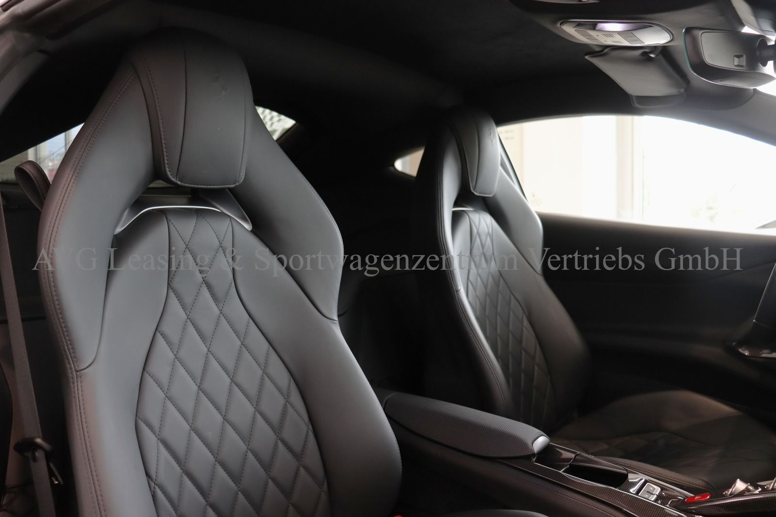 Ferrari 812 Superfast - Samsaru's Car Outlet