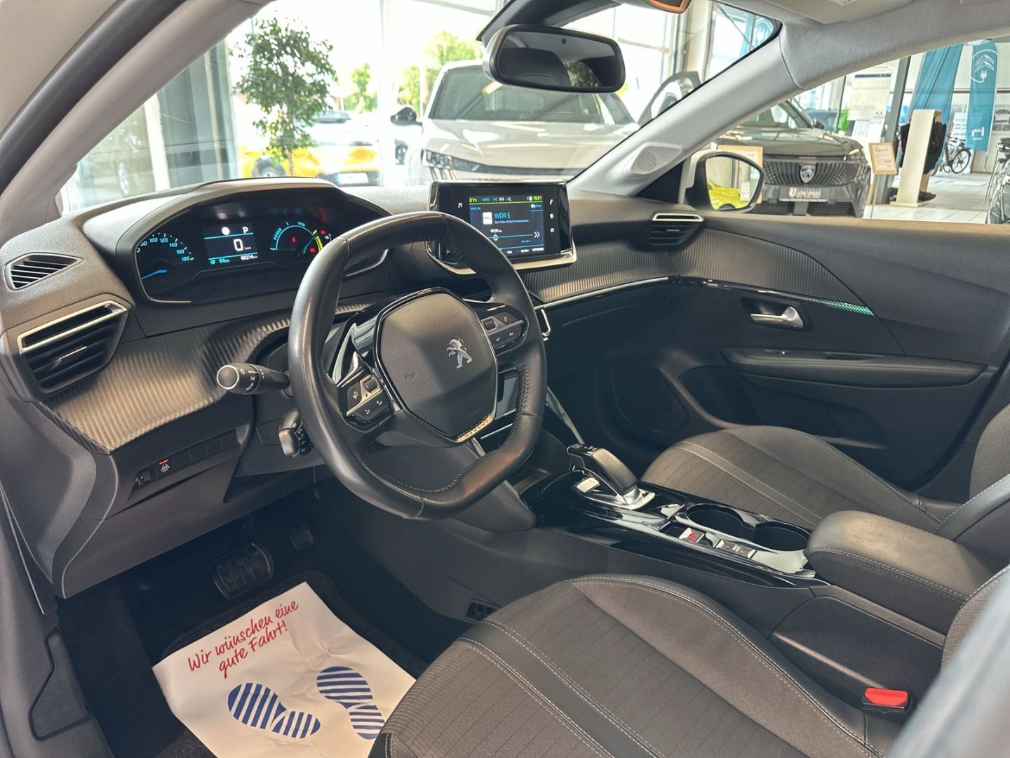 Peugeot 208 e- Allure - Samsaru's Car Outlet