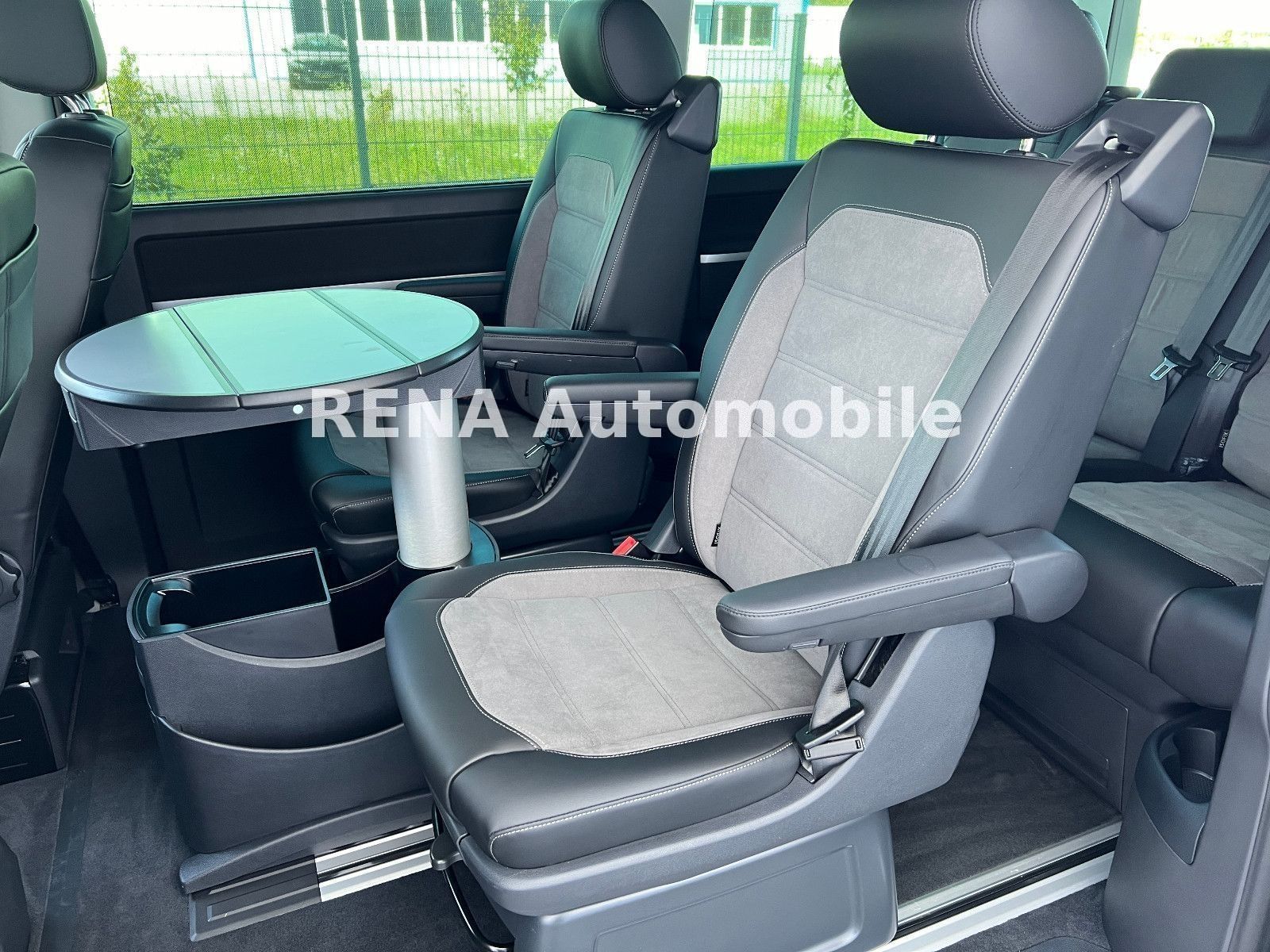 Volkswagen T6 Multivan 4motion - Samsaru's Car Outlet
