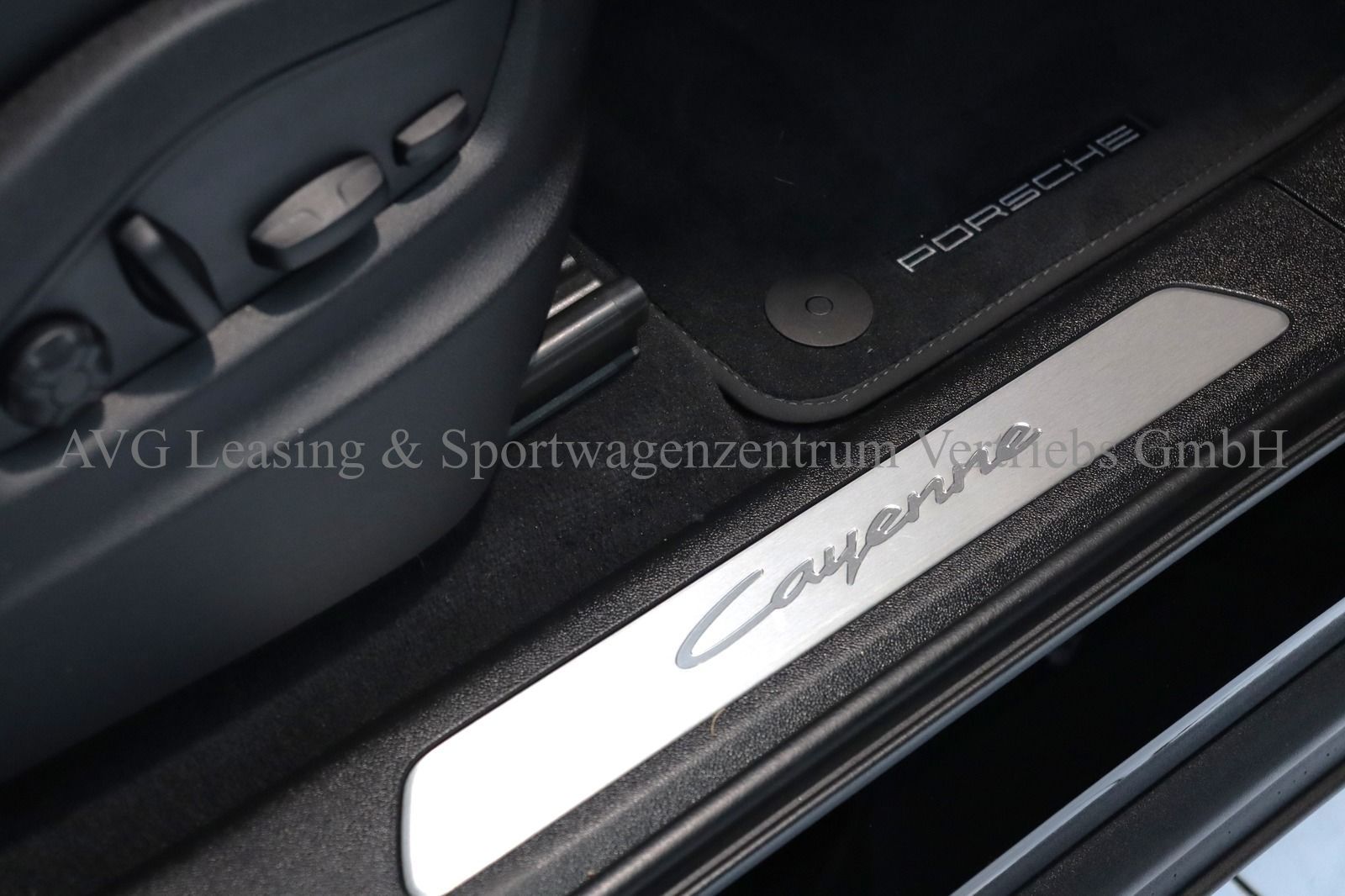 Porsche Cayenne E-Hybrid Dt/1.Hd/Bicolor Leder/Net.88k¤