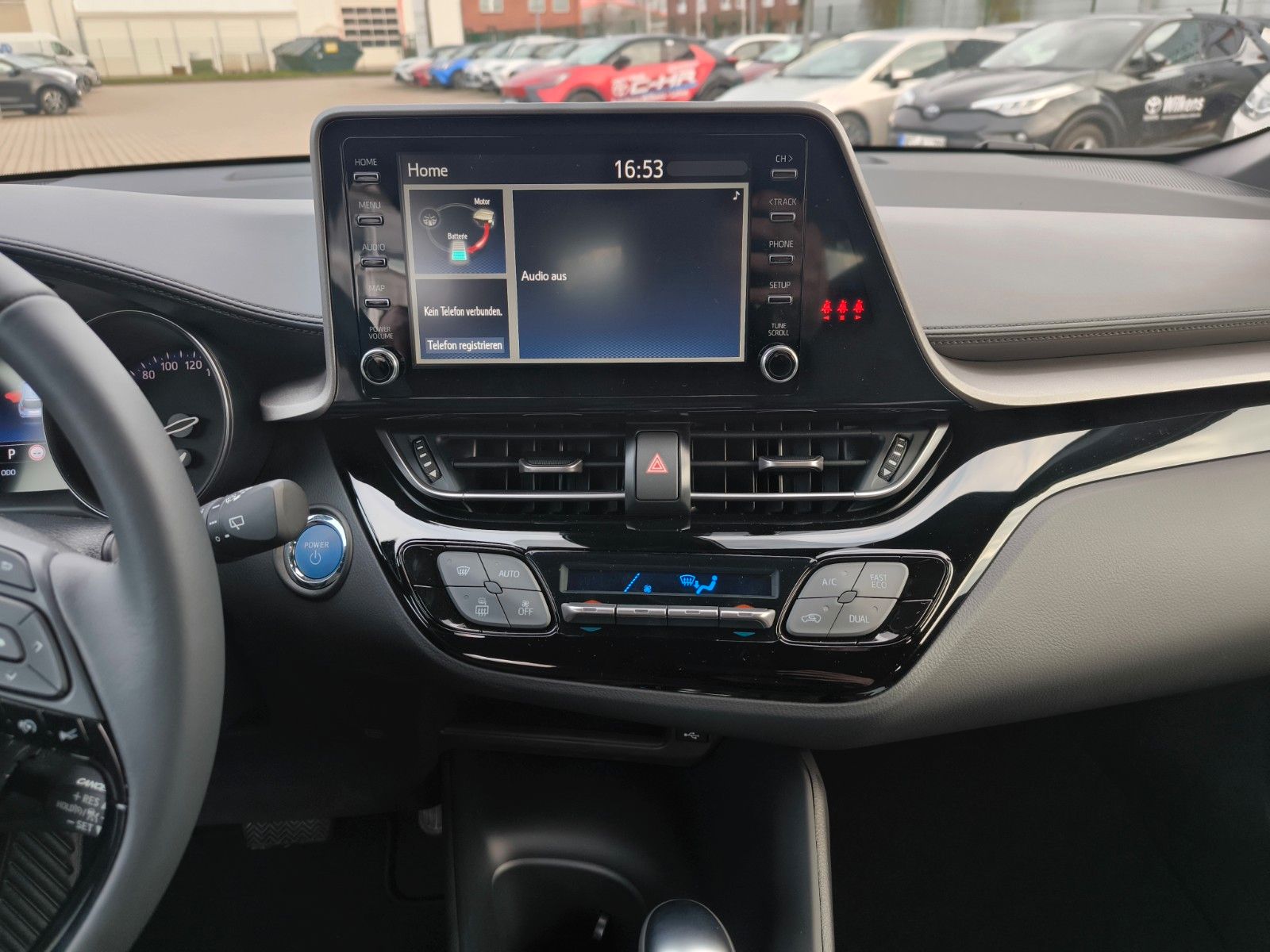 Toyota C-HR Hybrid Flow - Samsaru's Car Outlet