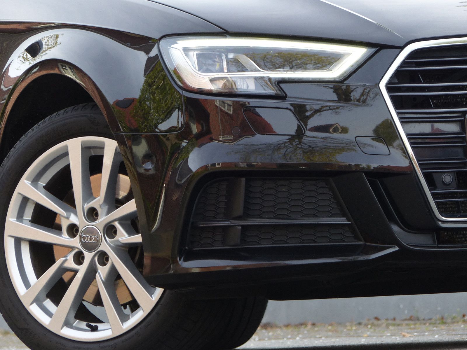 Audi A3 S-Line S-Tron - Samsaru's Car Outlet