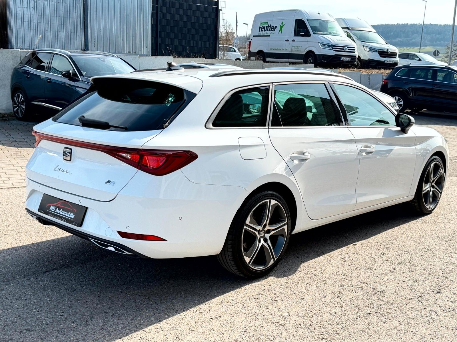 Seat Leon 1.5 eTSI ACT FR DSG Sportstourer Navi_Kamer
