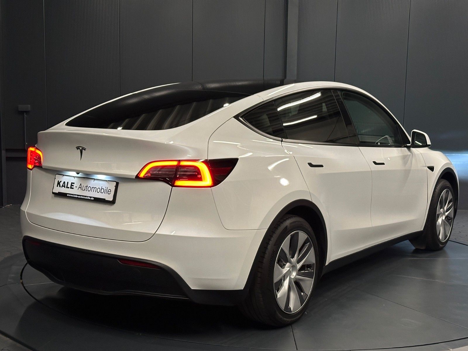 Tesla Model Y RWD *1.HAND*Wärmepumpe*