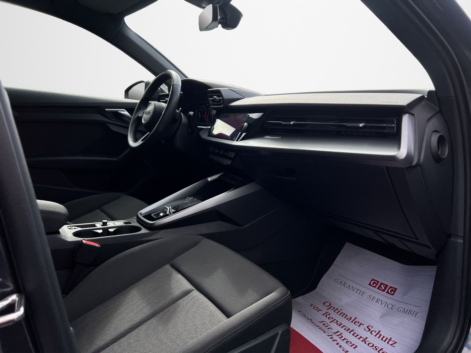 Audi A3 Sportback 30 TFSI advanced - Samsaru's Car Outlet