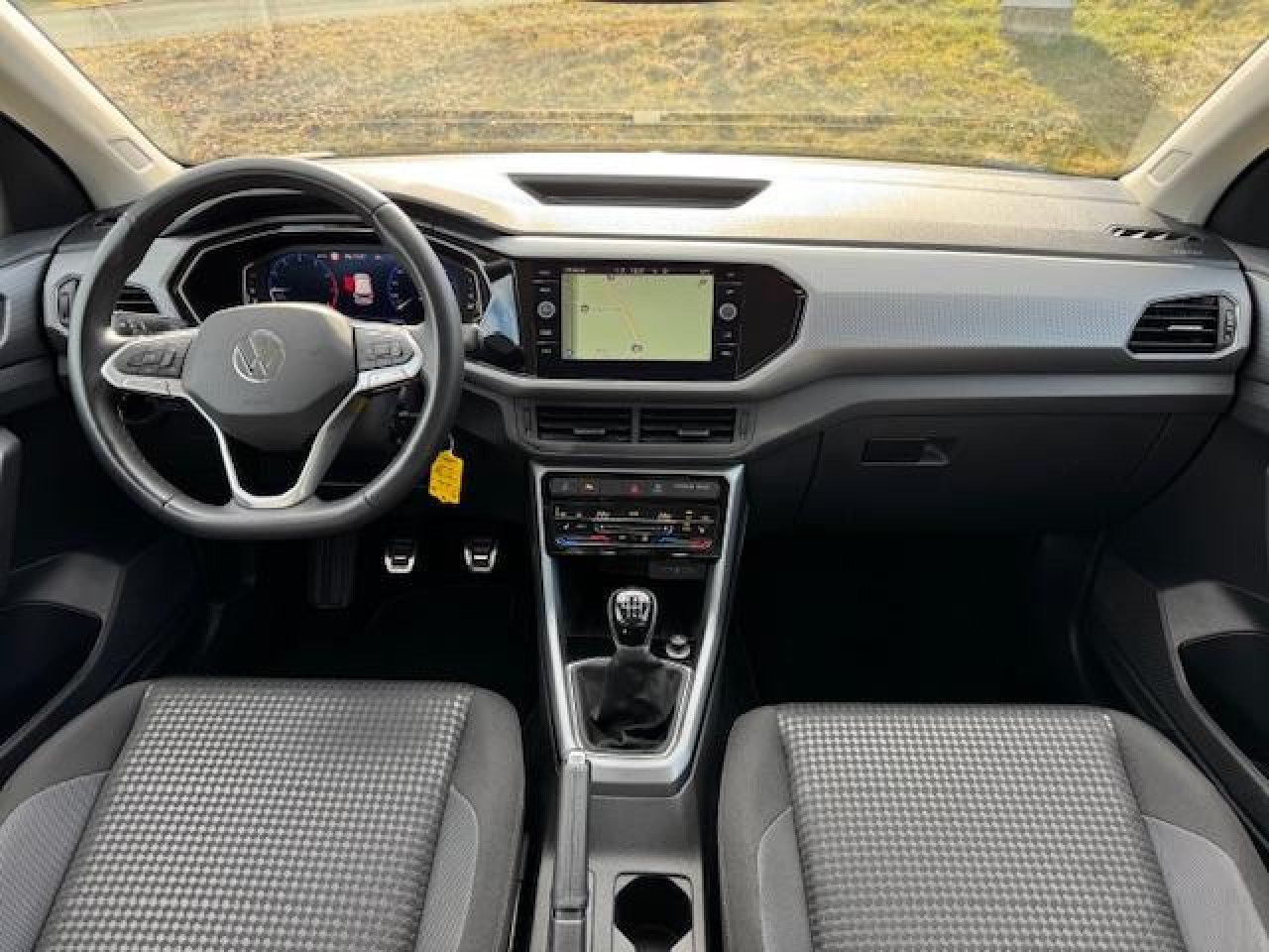 Volkswagen T-Cross Active 1.0 TSI - Samsaru's Car Outlet