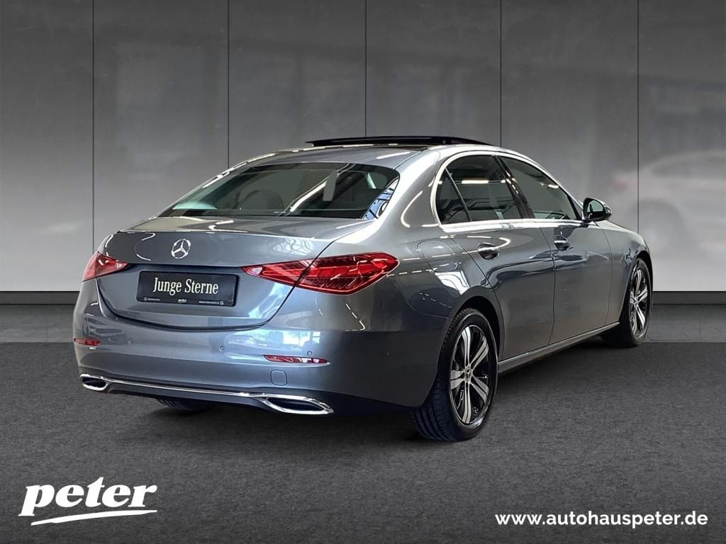 Mercedes-Benz C 180 Avantgarde - Samsaru's Car Outlet