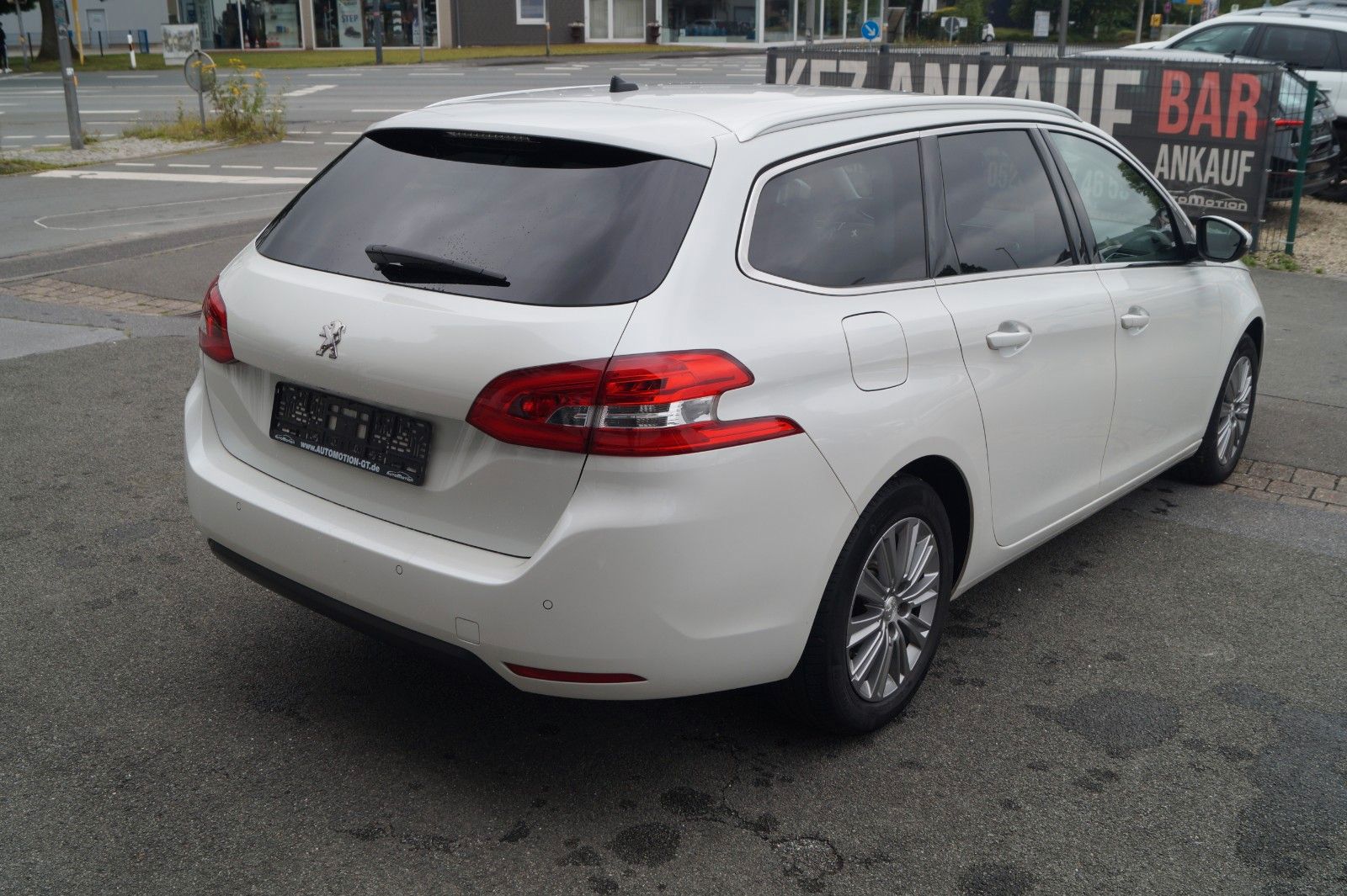 Peugeot 308 SW - Samsaru's Car Outlet