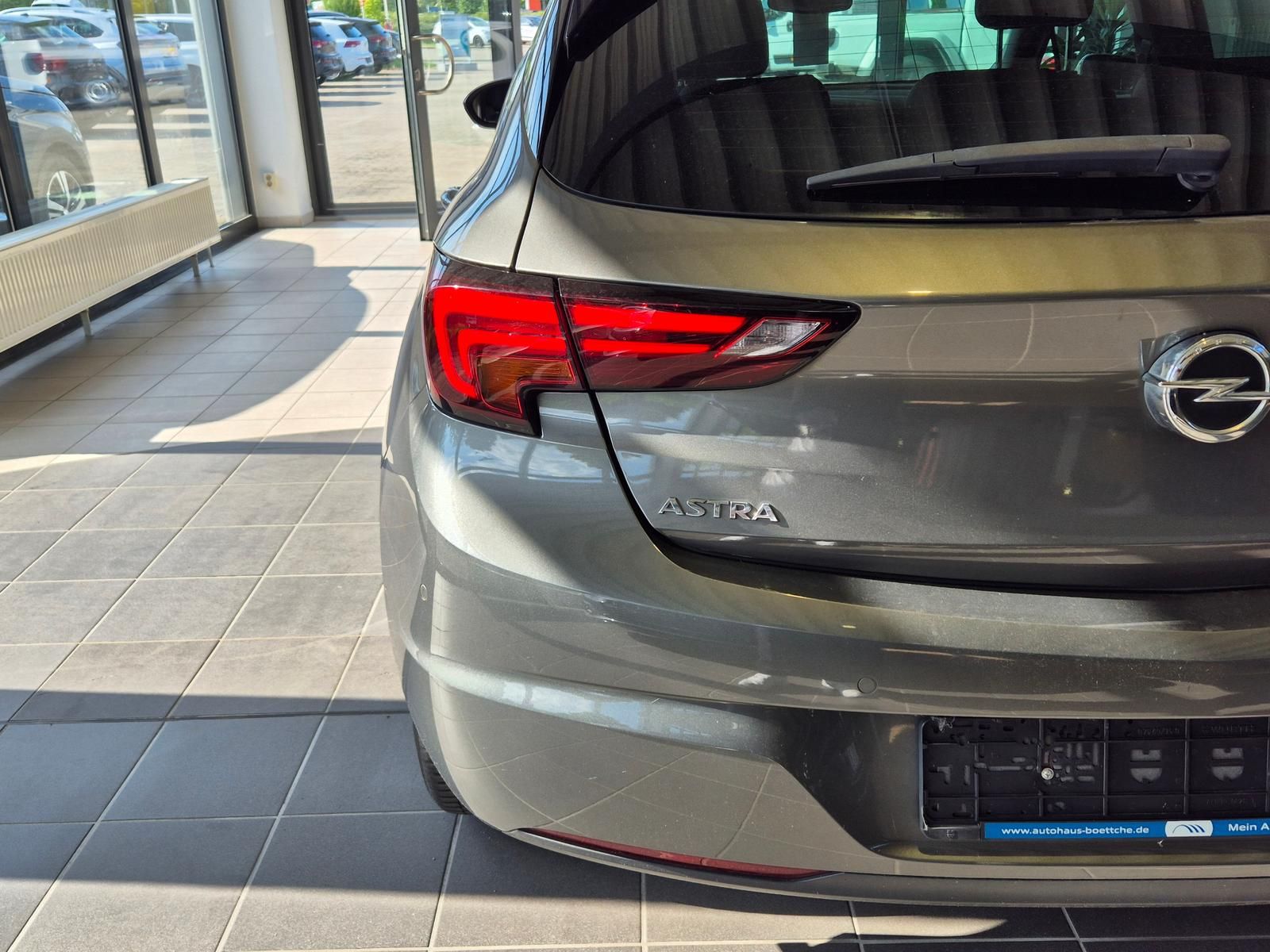 Opel Astra 1.4 Turbo - Samsaru's Car Outlet