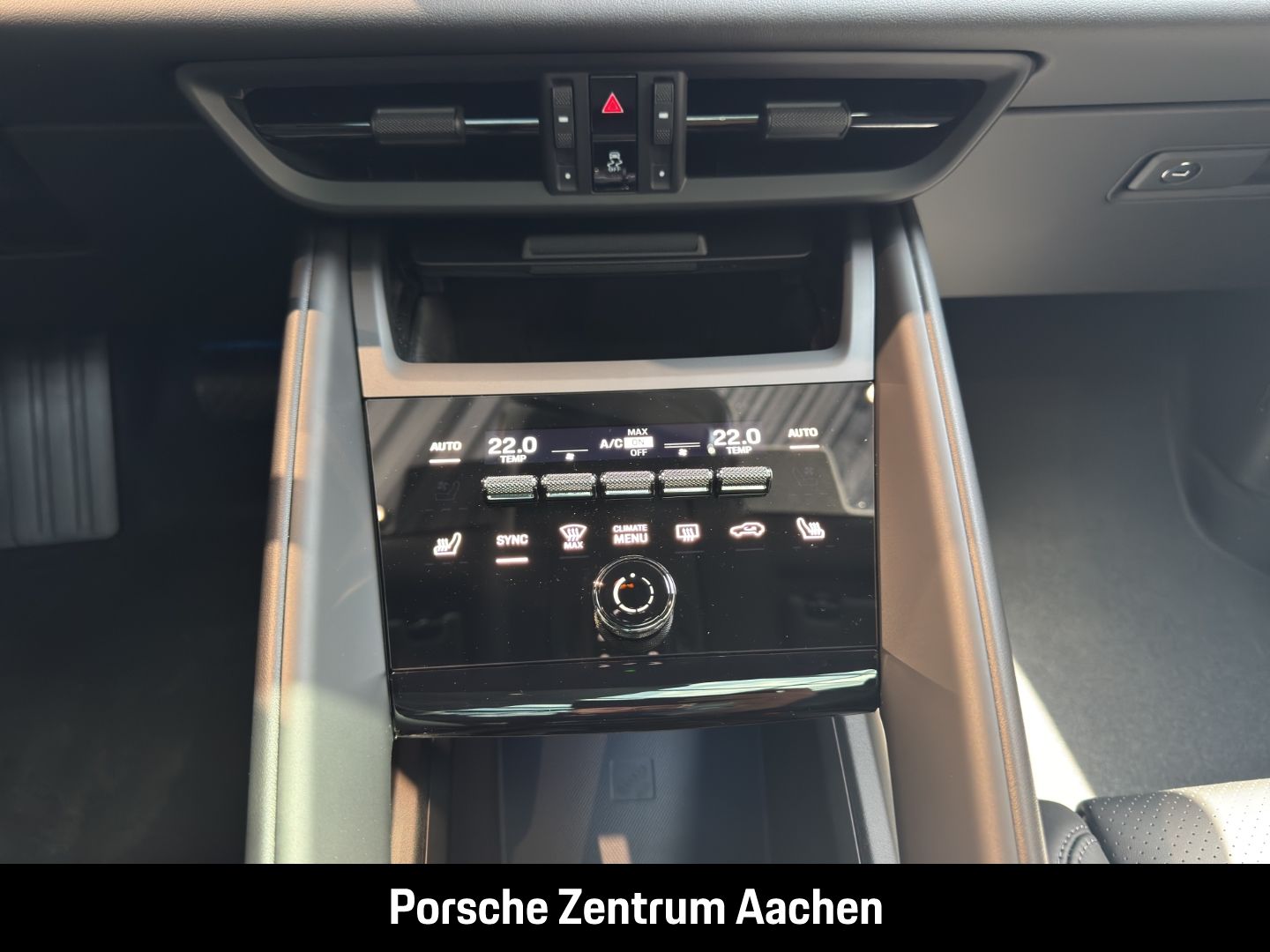 Porsche Macan 4 BOSE Panorama Rückfahrkamera Luftfederun