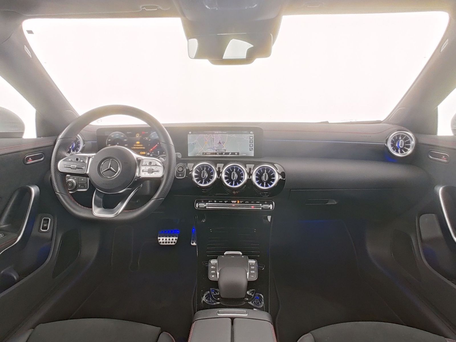Mercedes-Benz CLA 250 AMG Line - Samsaru's Car Outlet