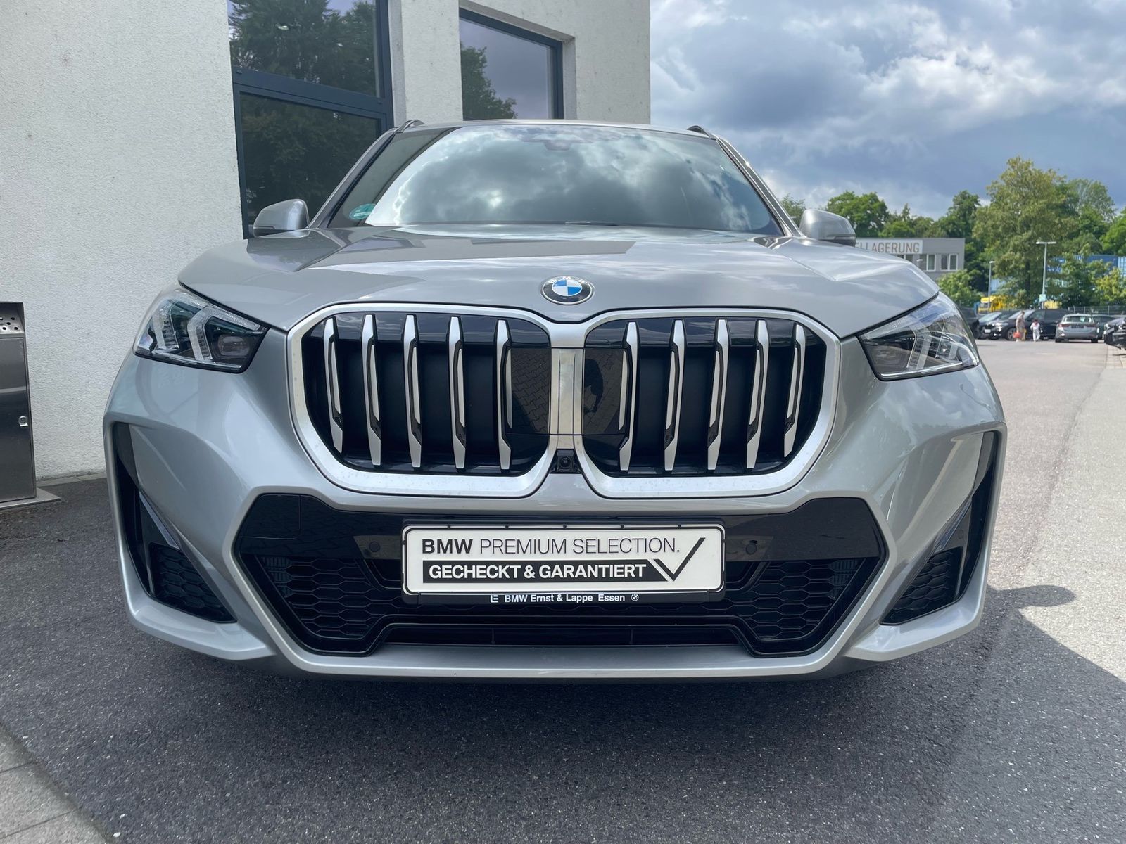 BMW X1 xDrive20d M Sport || AHK 360 ACC H&K Massage