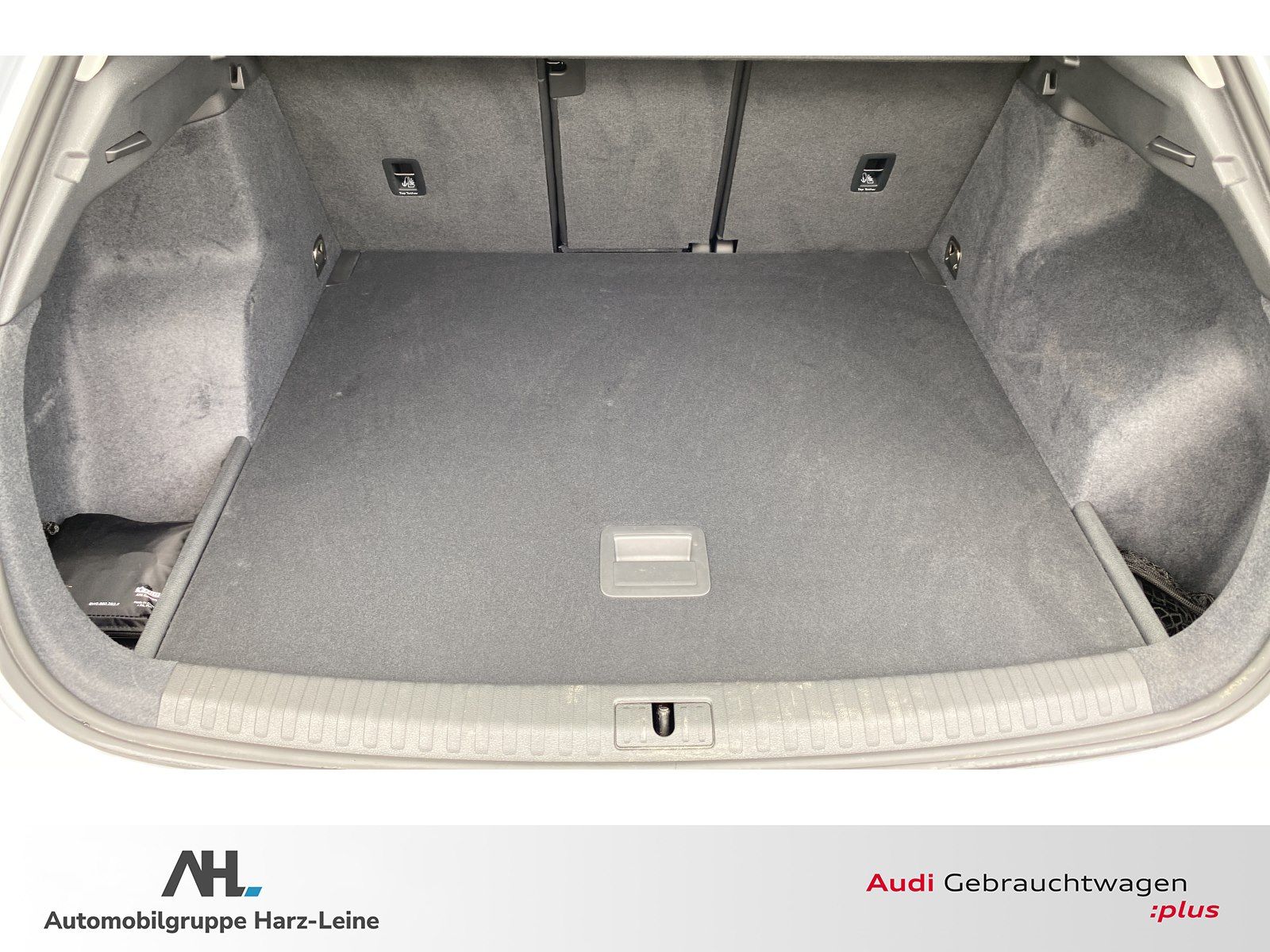 Audi Q3 35 TDI quattro S-tronic - Samsaru's Car Outlet