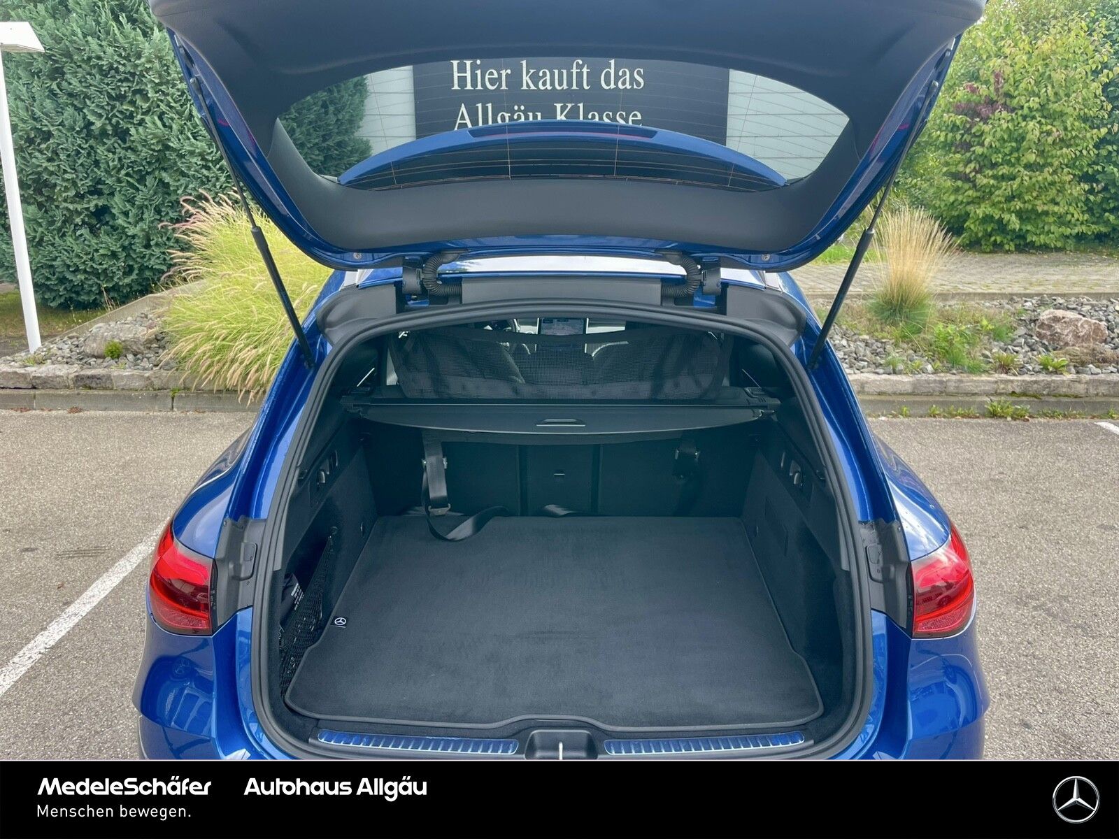 Mercedes-Benz GLC 300 d 4M AMG Night AHK Distronic Pano 360°