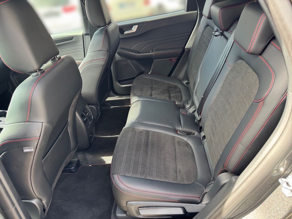 Ford Kuga 2.5 Duratec PHEV ST-LINE X *KAMERA*AHK SCHW