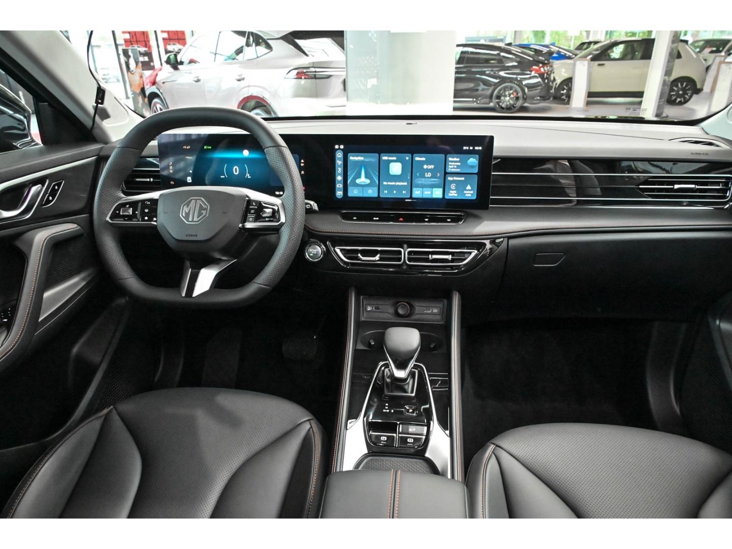 MG HS 1.5 Hybrid+ Luxury HEV LUX MY25 StandHZG  Nav