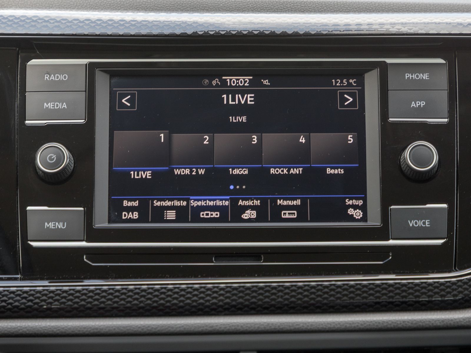 Volkswagen Taigo 1.0 TSI LIFE - Samsaru's Car Outlet