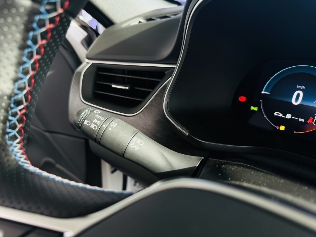 Renault Arkana ESPRIT ALPINE Full Hybrid - Samsaru's Car Outlet