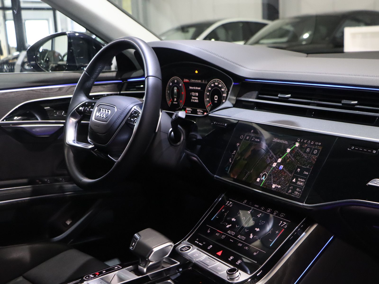 Audi A8 50 TDI QUATTRO VC+HUD - Samsaru's Car Outlet