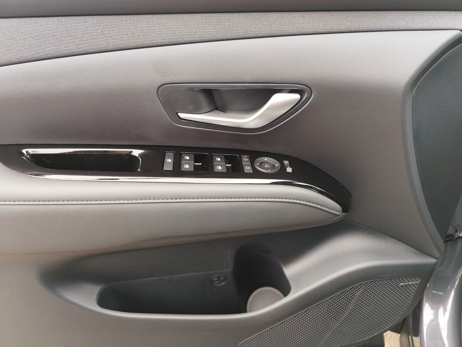 Hyundai TUCSON PHEV 1.6 T-GDi 4WD PRIME - Samsaru's Car Outlet