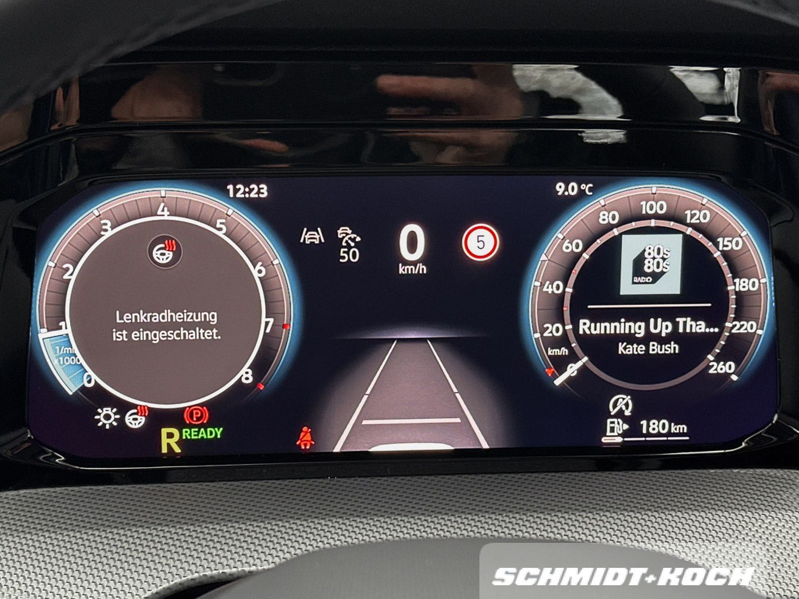 Volkswagen Golf VIII 1.5 eTSI Style DSG LED Matrix, Navi