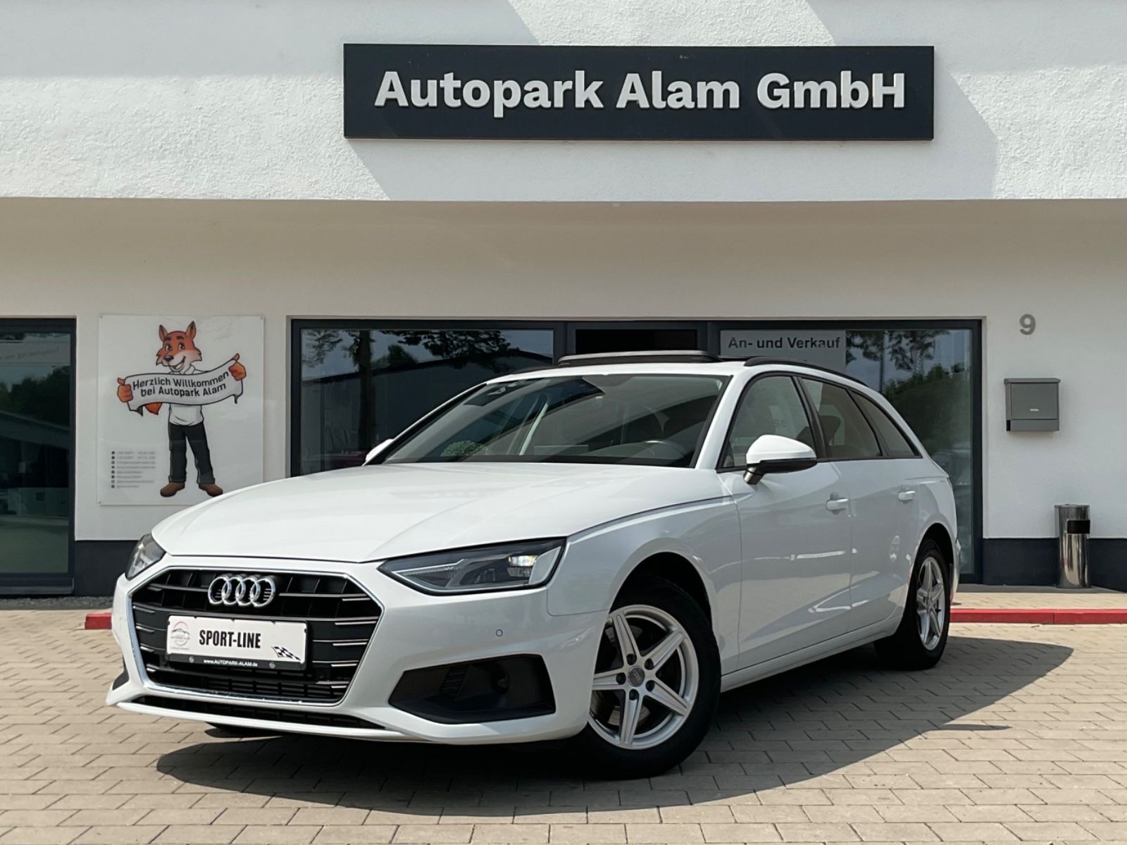 Audi A4 Avant 35 TFSI S-tronic - Samsaru's Car Outlet