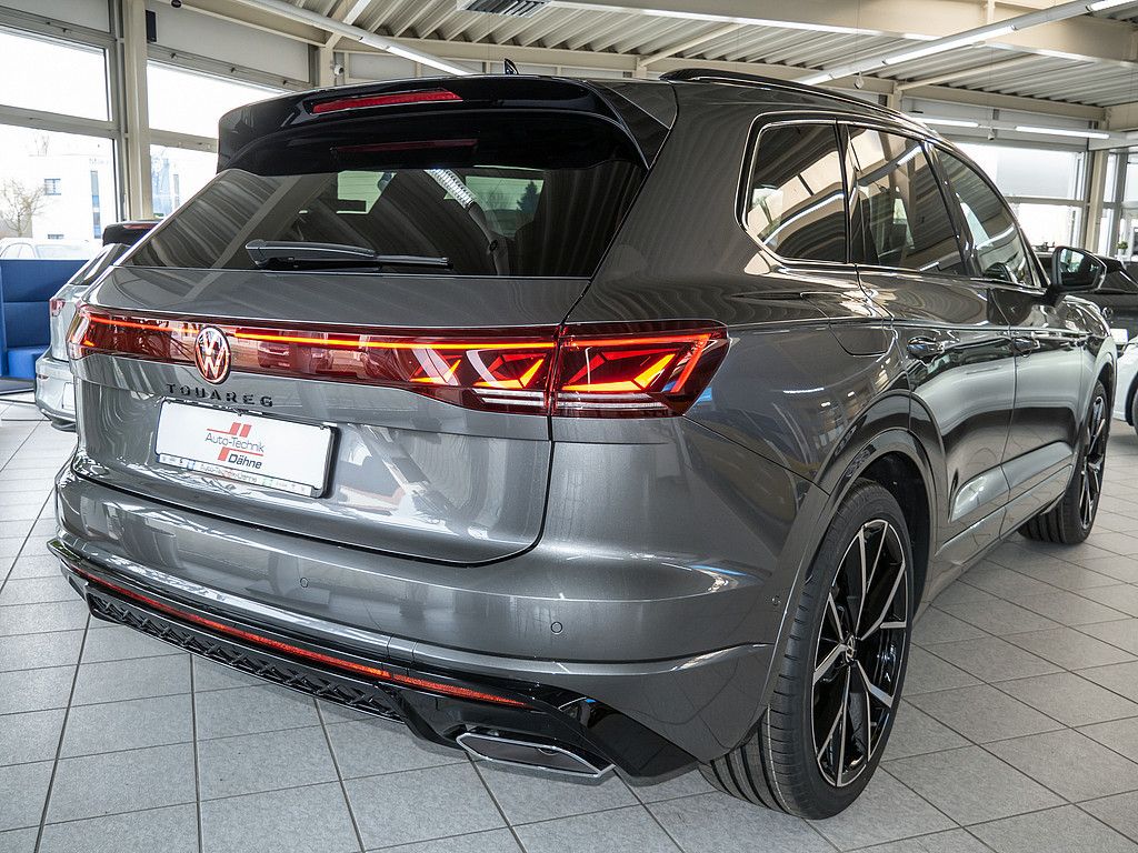 Volkswagen Touareg 3.0 V6 TDI R-Line 4MOTION 360° STANDHZ