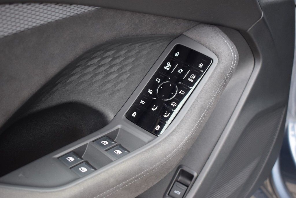 Audi A5 Avant TDI quattro *S-line*Matrix*AHK*HuD*B&O*